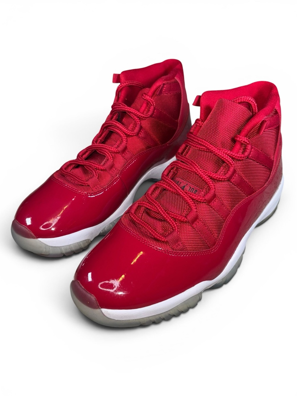 Air Jordan 11 Retro “Win Like ’96” Men’s Size 12